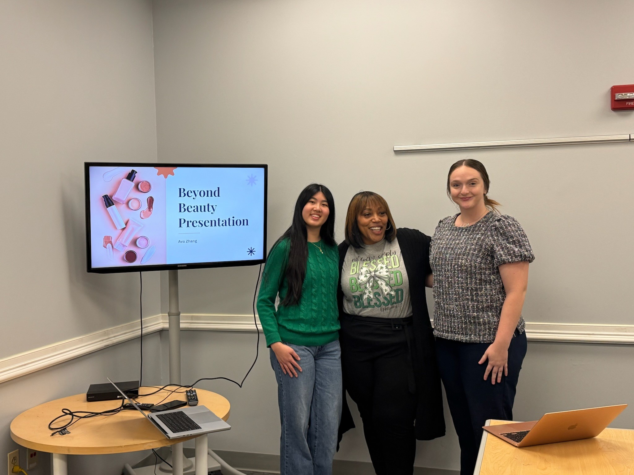 A beauty and hygiene presentation for shelter residents and staff